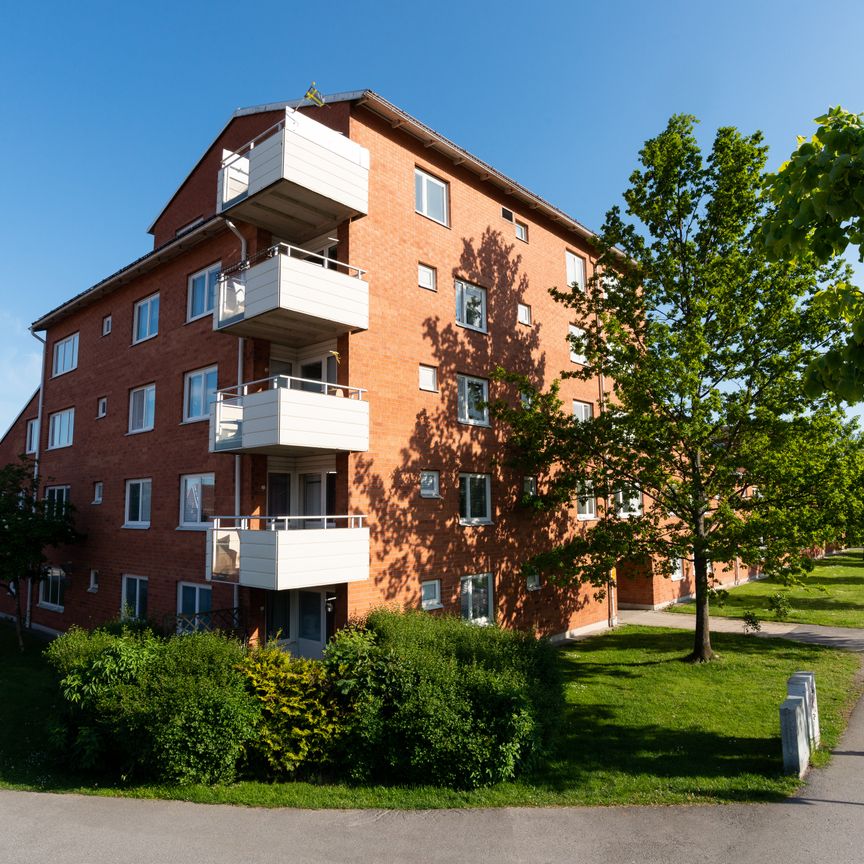 Drottning Kristinas väg 67 F - Foto 1