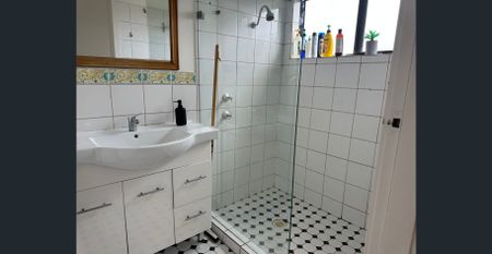 Room 3 /76 Blue Gum, Jesmond, NSW 2299 - Photo 2