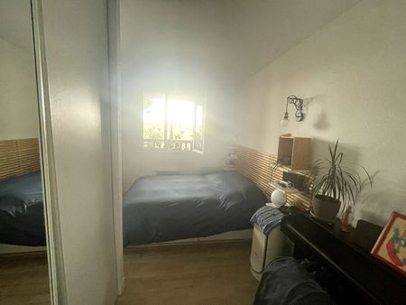 A LOUER Appartement Sausset-les-pins 2 pièce(s) 37 m2, bord de mer, résidence sécurisée, une terrasse, - Photo 4