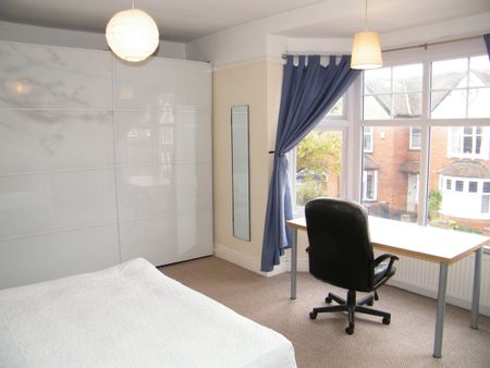 5 Bed Terraced House, Lorne Road, LE2 - Photo 2