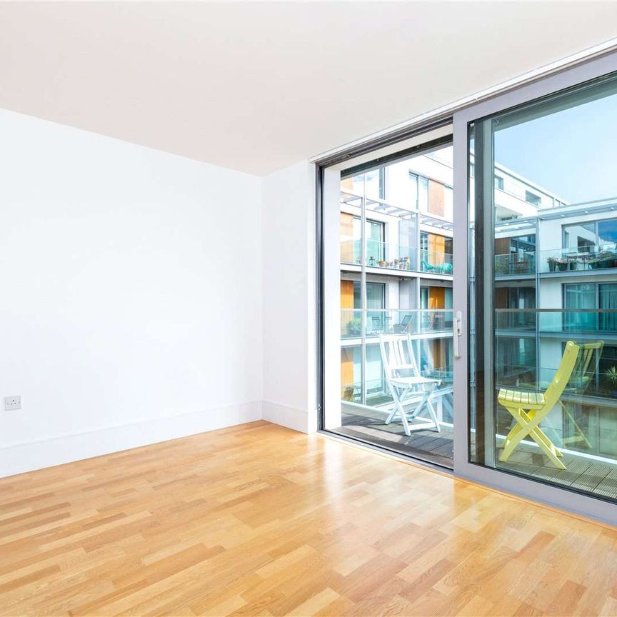Southstand Apartments, Highbury Stadium Square, London, N5 1FD - Photo 1
