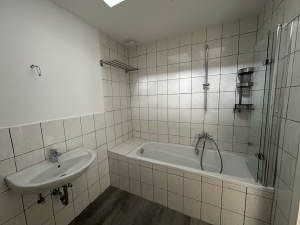 Moderne 4,5 Zimmerwohnung in zentraler Wohnlage zwischen Engelskirchen und Gummersbach - Photo 5