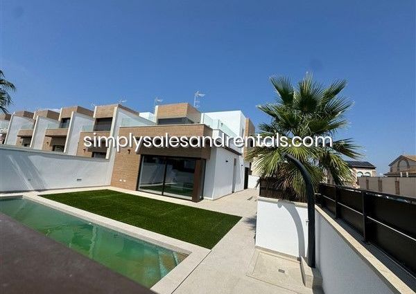 Villa in Algorfa, for rent