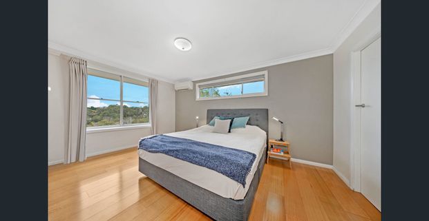 Enjoy this fully renovated Wahroonga home in tranquil location - Photo 1