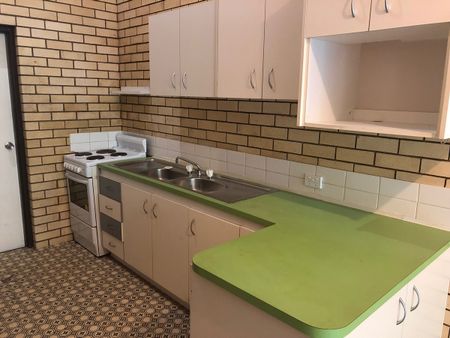 One Bedroom Unit in the Heart of Petrie - Photo 2