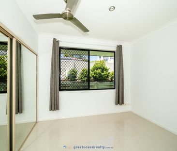 Spacious Family Home in Quiet Arundel Cul-de-Sac - Prime Location! - Photo 4