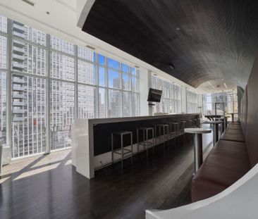 For Lease - 21 Nelson Street Unit# 823, Toronto, Ontario - Photo 1