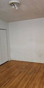 pet friendly, large one bedroom - Photo 4