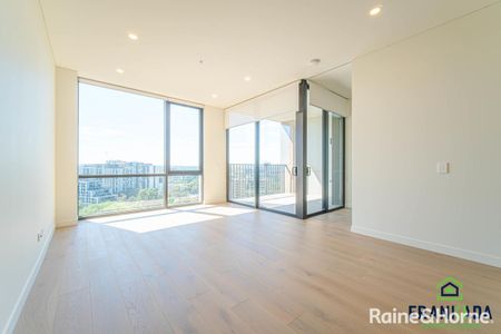 1 Bedroom + Study with view - Photo 2