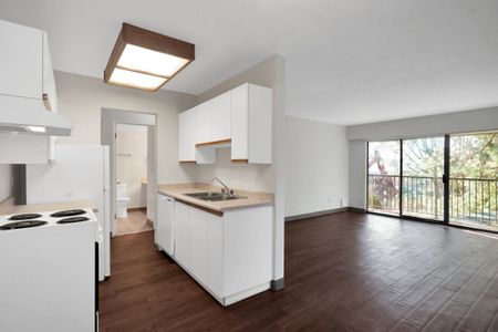Princeton Place Apartments - 2 Bedroom - Photo 5