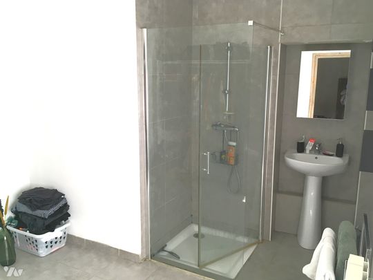 App meublé T2 60m2 au 1er étage en duplex - Photo 1