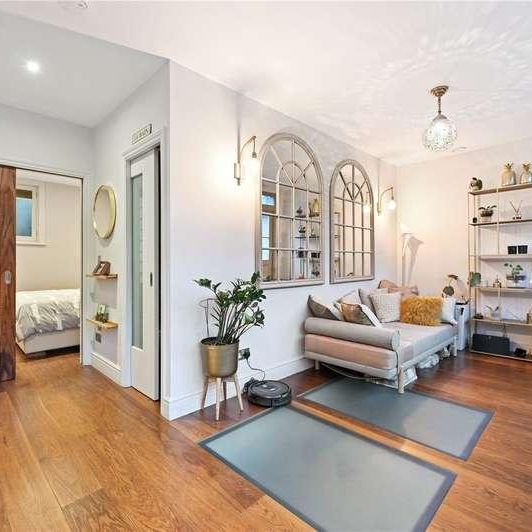 Colville Mews, London, W11 - Photo 1