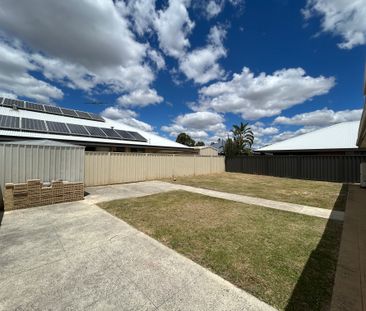 Refreshed Modern 4 x 2 Family Home! - Photo 3