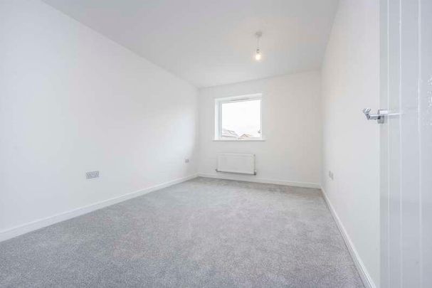 Retinta Grove, Whitehouse, Milton Keynes, Buckinghamshire, MK8 - Photo 1