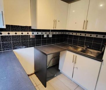 Mandeville Court - Photo 2