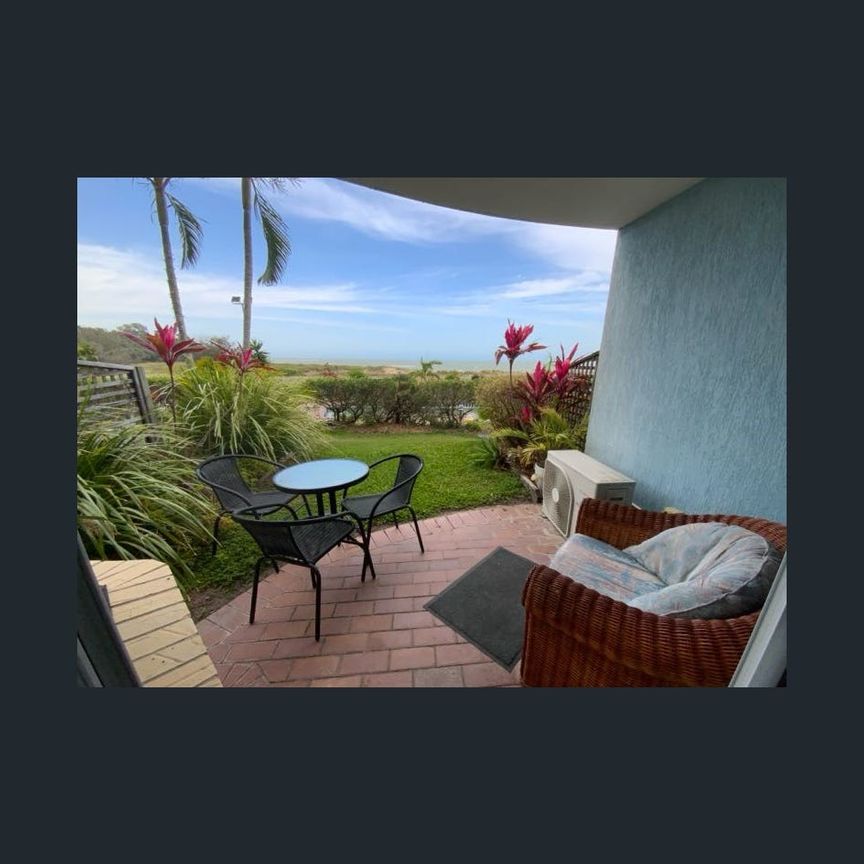 Beachfront Unit - Urangan - Photo 2