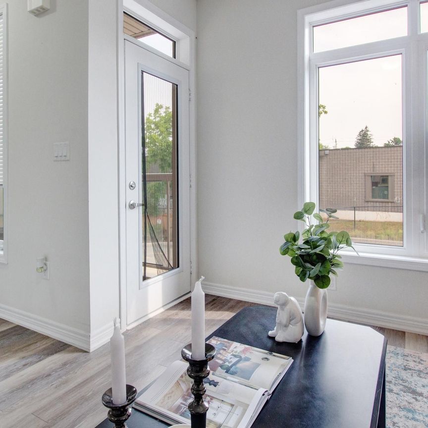 For Lease - 5014 Serena Drive Unit# 10, Lincoln, Ontario - Photo 1