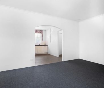 6 Kagoola Court, Norlane. - Photo 3