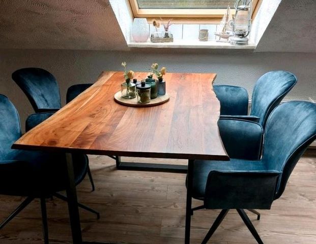 DG Wohnung teilweise möbliert, top Lage - Photo 1