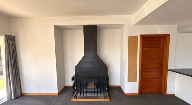 Cozy & Convenient - Photo 1