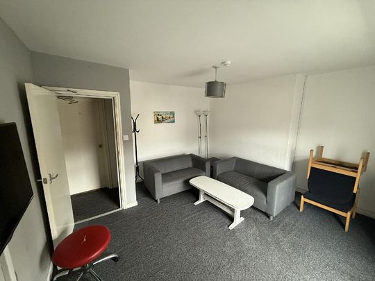 4 bedroom house to rent - Photo 1