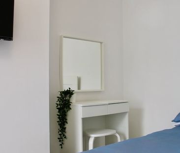 Room in a Shared House, Highfield Road, L13 - Photo 6