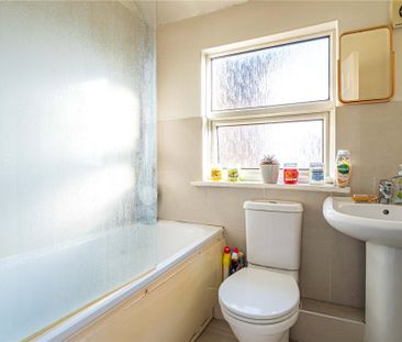 1 bed Flat for rent - Photo 4