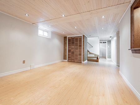 For Lease - 82 Ravenscrest Drive, Toronto, Ontario - Photo 4