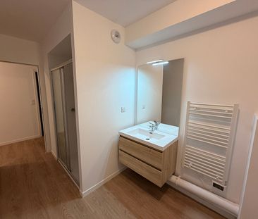 Location Appartement 2 pièces 45m² - Photo 2