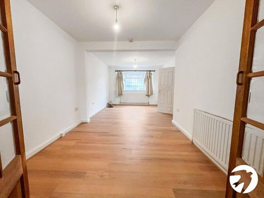3 bedroom terraced house to rent - Photo 1