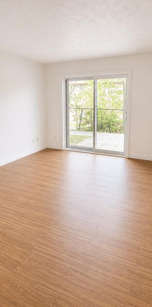 Immeuble - 1555 Rue Dorval Magnifique 4 ½ à Louer – Sherbrooke - Photo 1