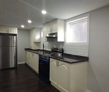 For Lease - 401 Anderson Street, Whitby, Ontario - Photo 4