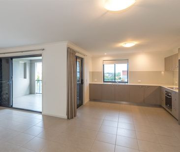 Contemporary Apartment - Available Now - Photo 2