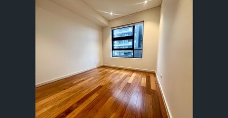 Stunning 2 bedroom for rent in Burwood Grand - Photo 2