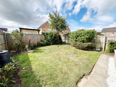 3 bedroom end of terrace house to rent - Photo 4