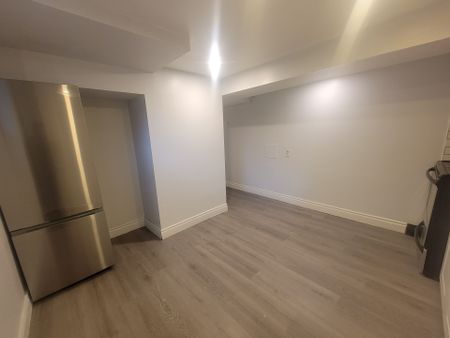 For Lease - 127 Elmwood Avenue Unit# BASEMENT, Cambridge, Ontario - Photo 5