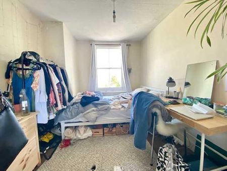 5 bedroom property to rent - Photo 3