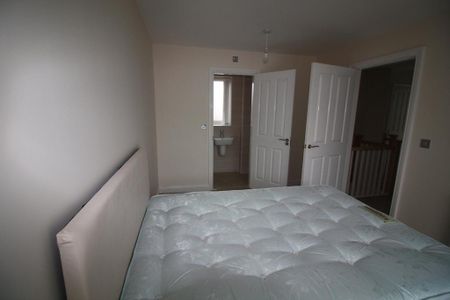 2 bedroom detached house to rent - Photo 4