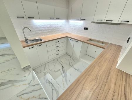 Διαμέρισμα για ενοικίαση Κυνοσάργους (Νέος Κόσμος) - Φωτογραφία 3