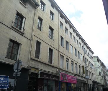 Location Appartement 4 pièces 80m² ST ETIENNE 42000 - Photo 6