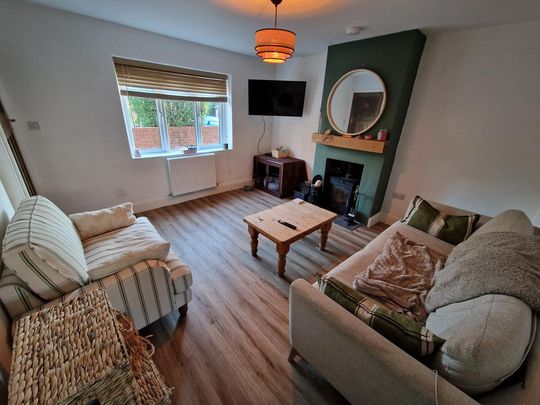 2 bedroom terraced house to rent - Photo 1