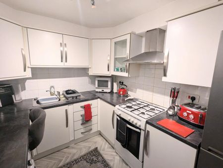 2 bedroom flat to rent - Photo 5