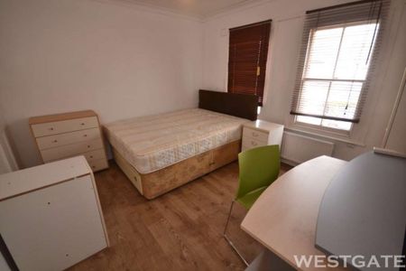 4 Bed - Pitcroft Avenue, Reading - Photo 2