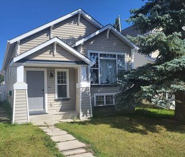 4+ bedroom bi-level house in Hidden Valley | 191 Hidden Crescent Northwest, Calgary - Photo 1