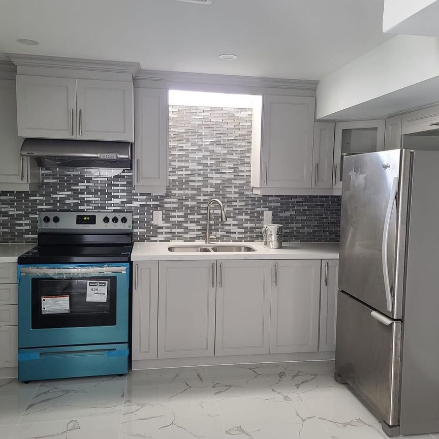 For Lease - 92 Humberstone Crescent, Brampton, Ontario - Photo 1