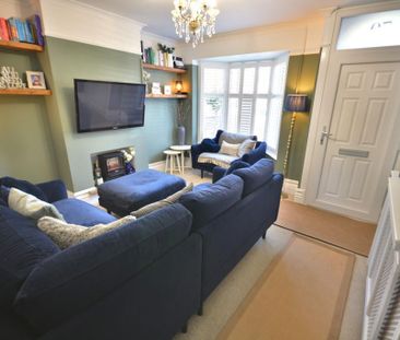 2 bedroom terraced house to rent - Photo 2