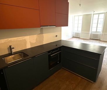 Bel appartement lumineux, rénové en 2025, balcon, cuisine ouverte - Foto 1