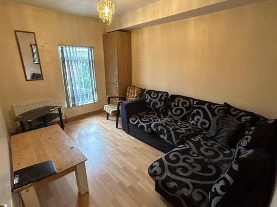 Great Apartment, 41e Agincourt Avenue, Queens Quarter, Belfast, BT7 1QA - Photo 1