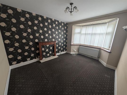 3 bedroom property to rent - Photo 1