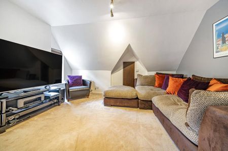 3 bedroom apartment to rent - Photo 3